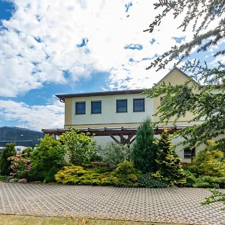 Zum Reiterhof Schmogrow